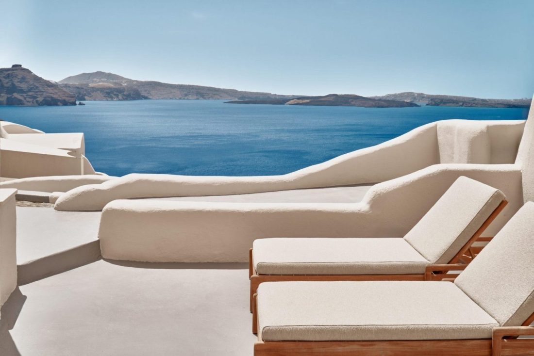 small destination wedding in santorini