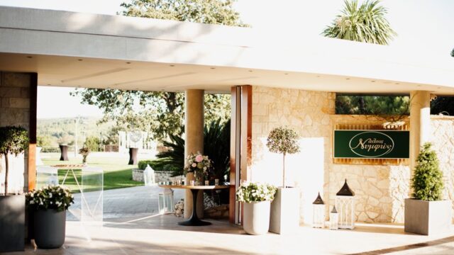 Destination wedding Athens