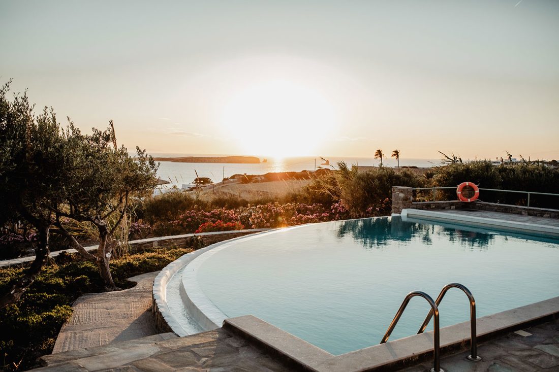 destination wedding in Paros