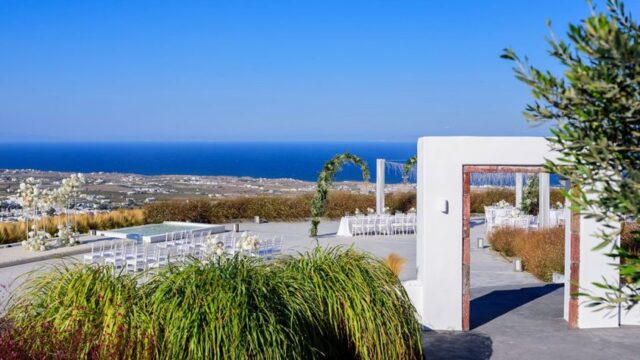 destination wedding in santorini