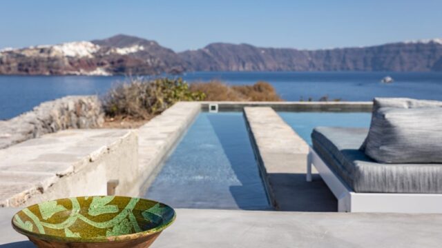intimate wedding in greece
