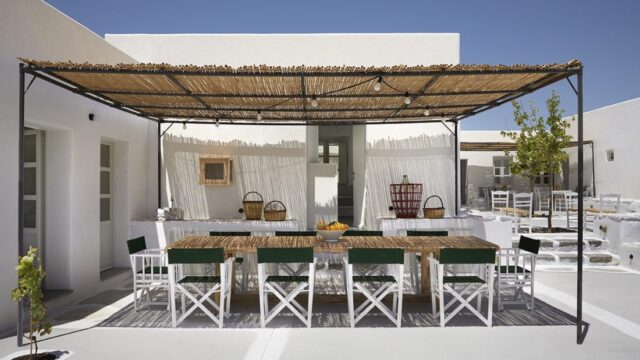 intimate wedding in greece
