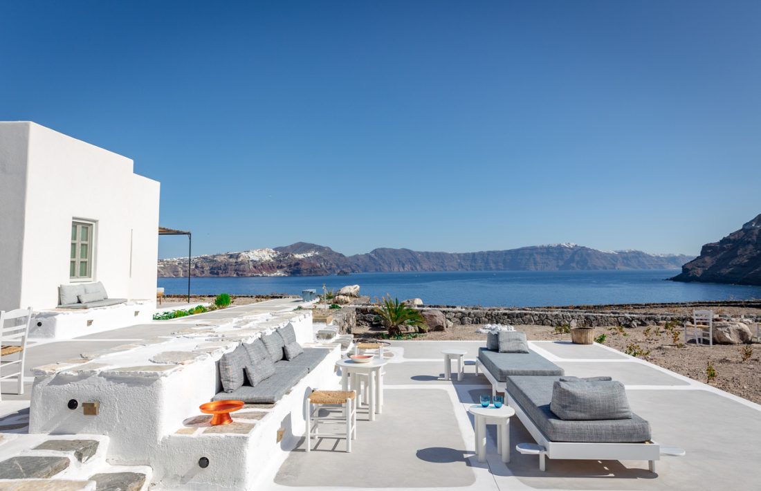 intimate wedding in greece