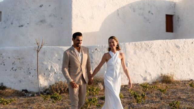 intimate wedding in greece