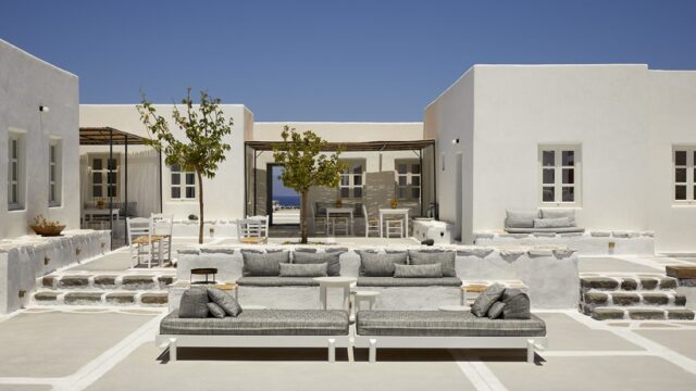 intimate wedding in greece