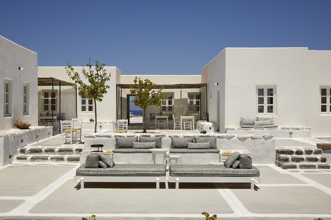 intimate wedding in greece