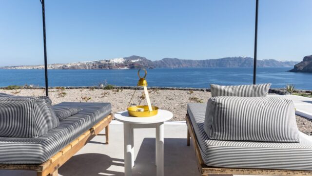 intimate wedding in greece