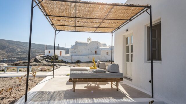 intimate wedding in greece