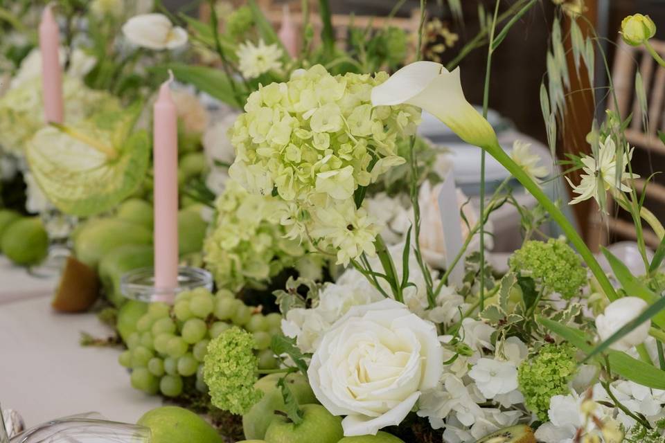 wedding flower table setting