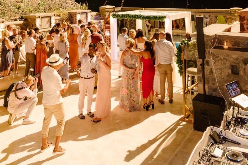 wedding in santorini