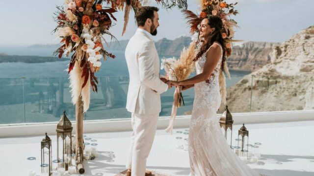 wedding in santorini