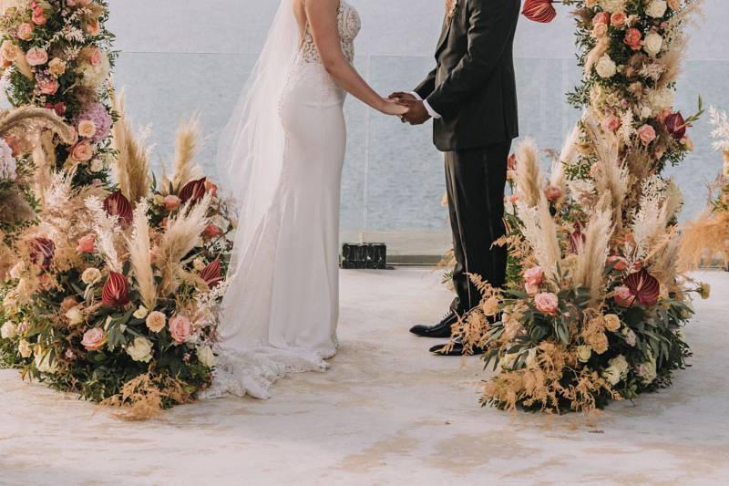 wedding in santorini