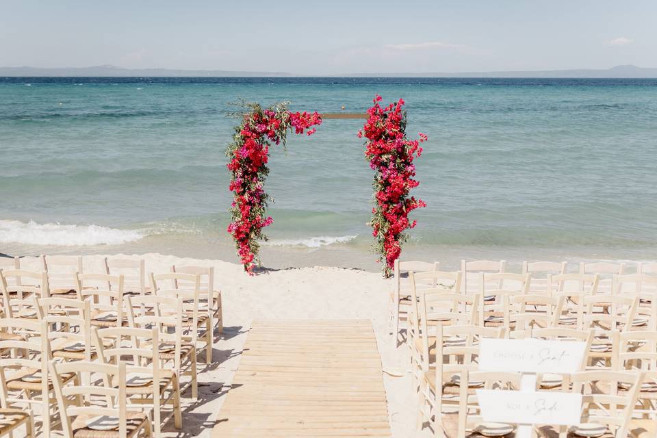 beach wedding arch in greece