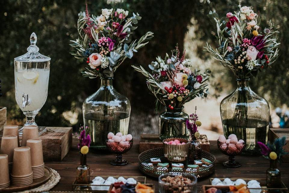 wedding in greece table setting