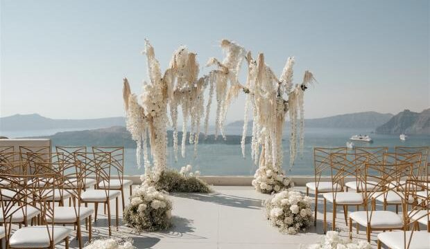 Tie the Knot in Santorini Wedding Planner Greece09