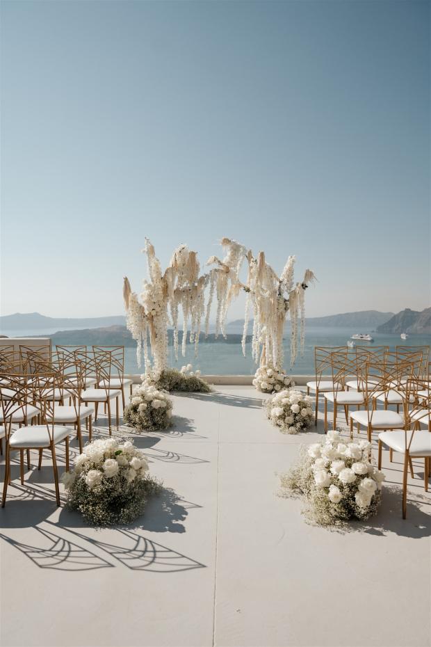 Tie the Knot in Santorini Wedding Planner Greece09