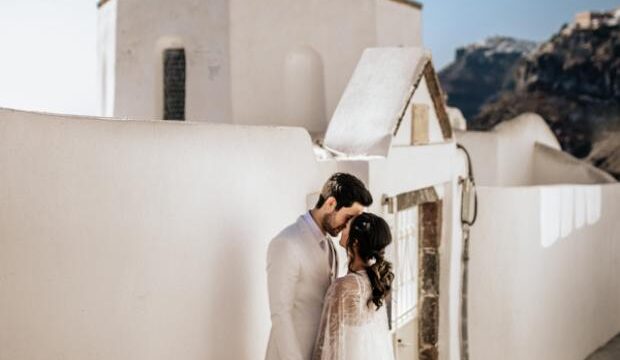 Tie the Knot in Santorini Wedding Planner Greece10