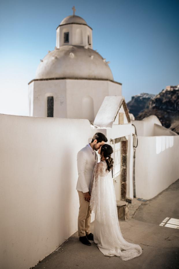 Tie the Knot in Santorini Wedding Planner Greece10
