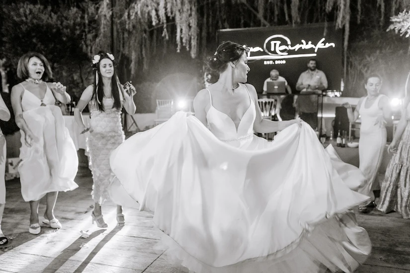 Traditional Greek Wedding Music, Dancing and Party Culture: What to Expect (and How to Prepare!)