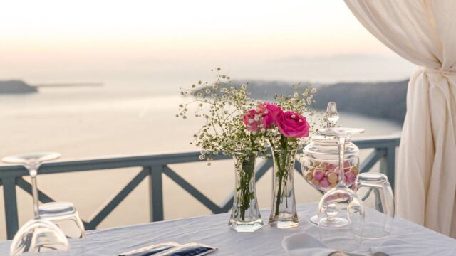 decorated wedding table for a wedding in santorini