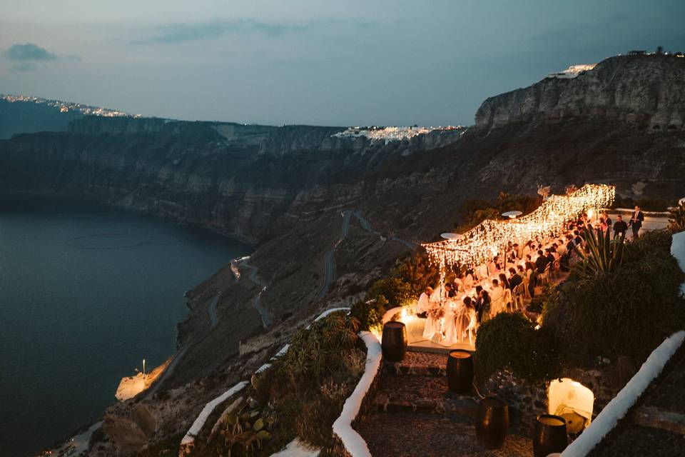 a wedding in santorini at dusk