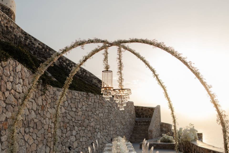 wedding chandeliers in santorini
