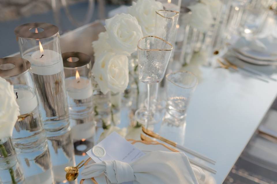 white wedding table decorations