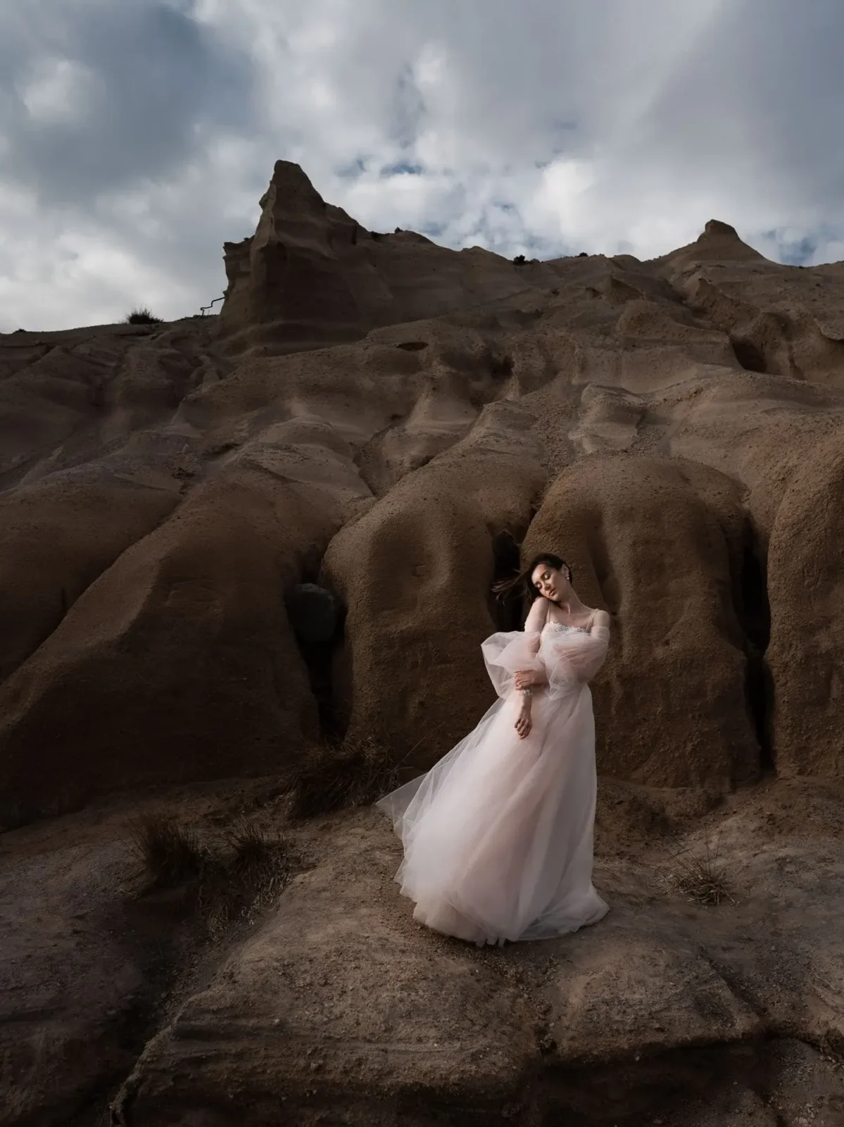 Santorini destination wedding photographer