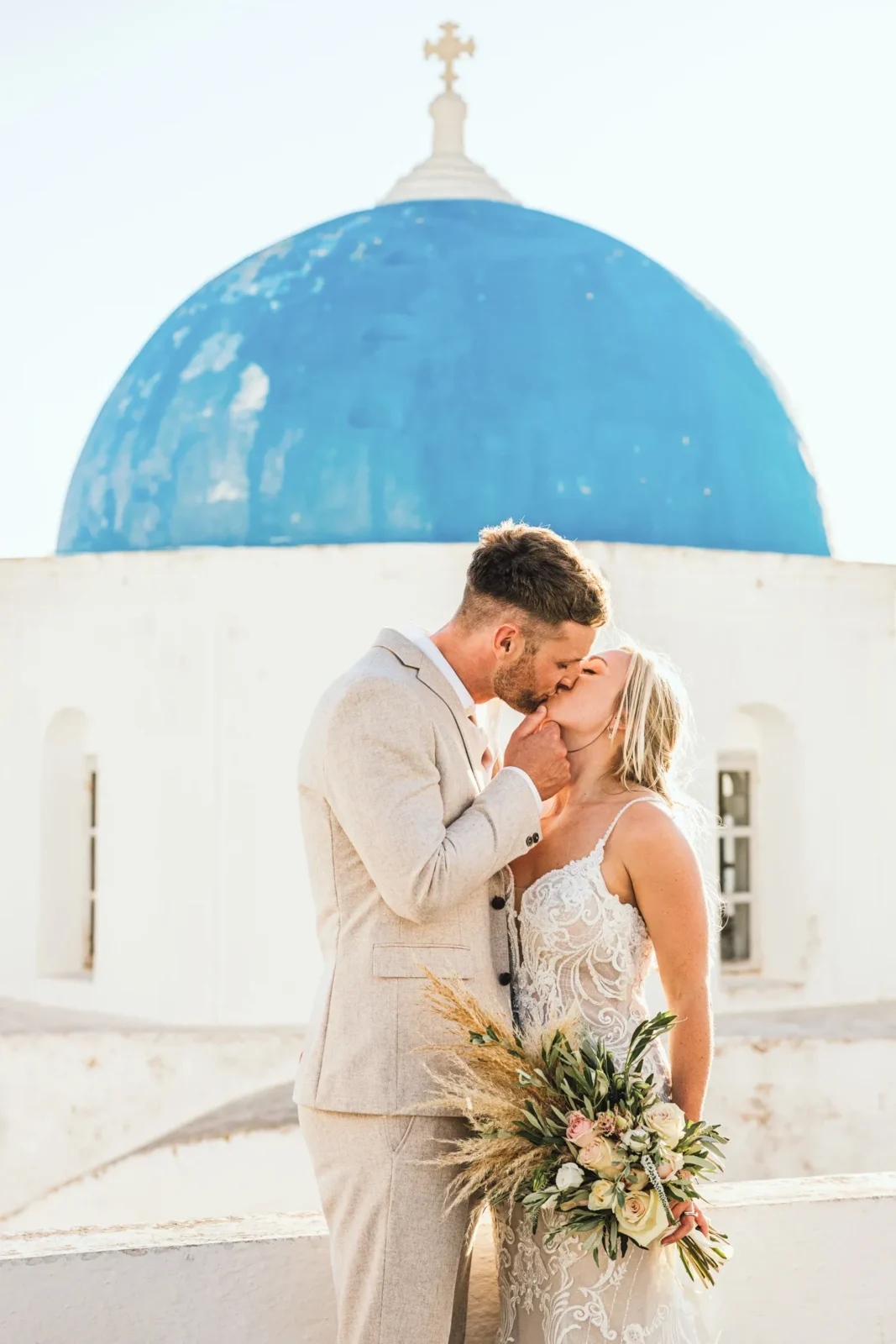 santorini candid wedding