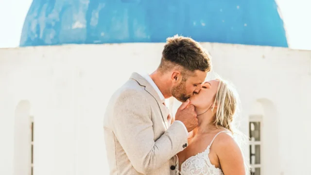 santorini candid wedding