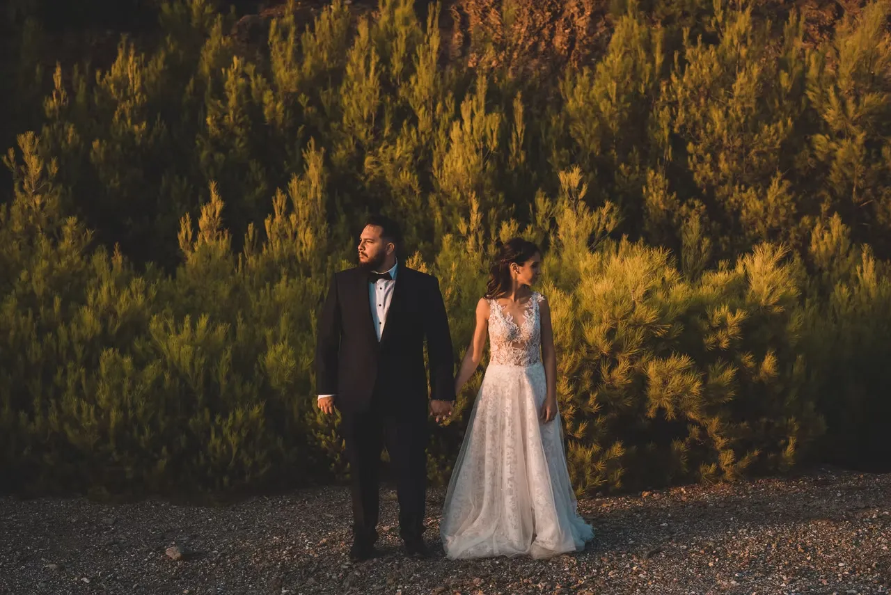 greece destination wedding photographer