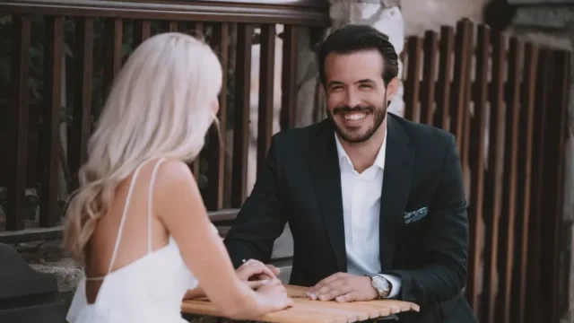 english speaking wedding photographer