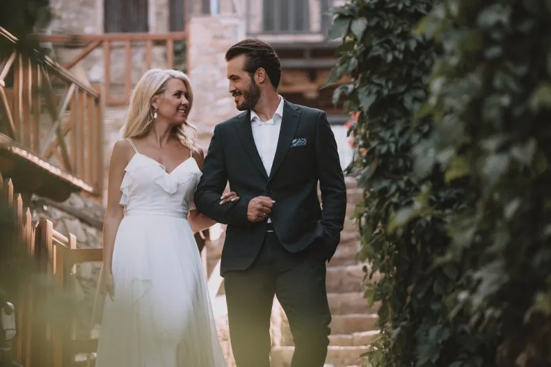 english speaking wedding photographer