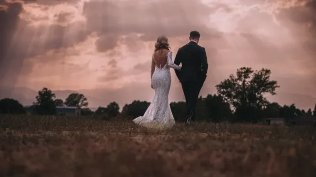 english speaking wedding photographer