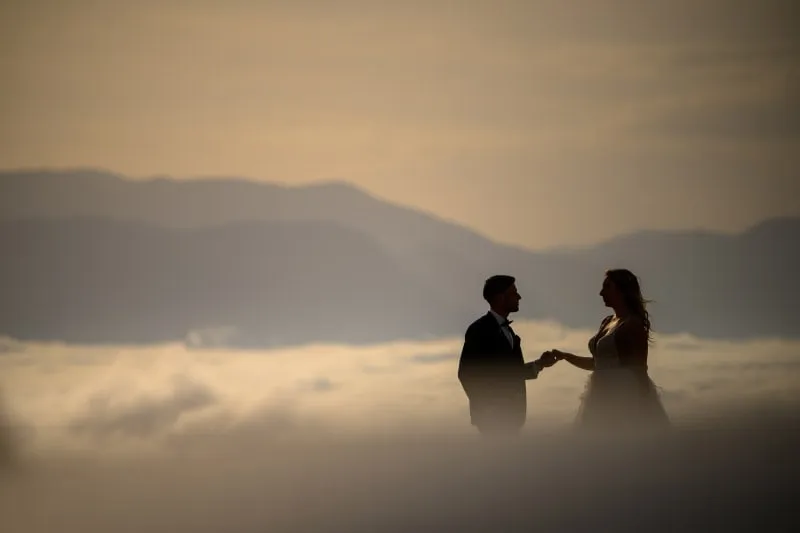 english speaking wedding photographer