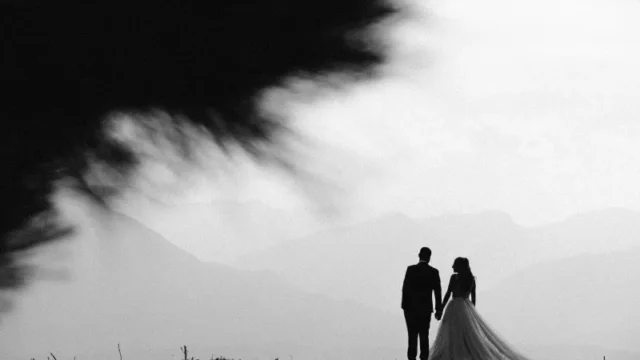 english speaking wedding photographer