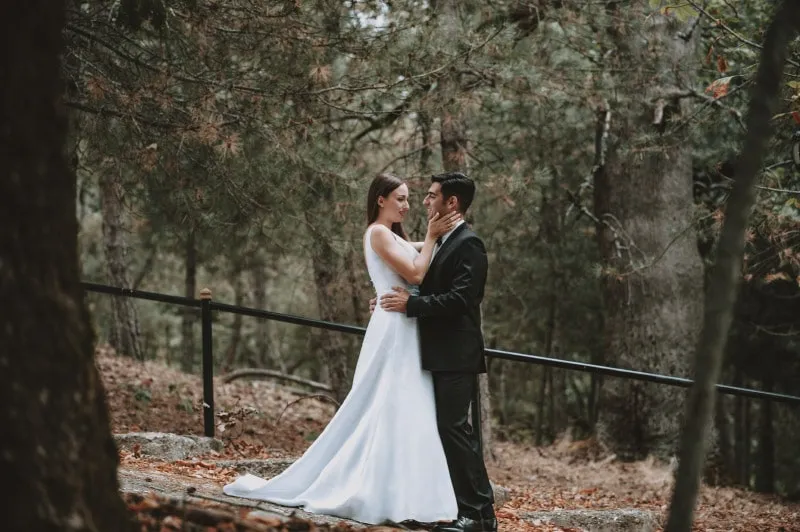 english speaking wedding photographer