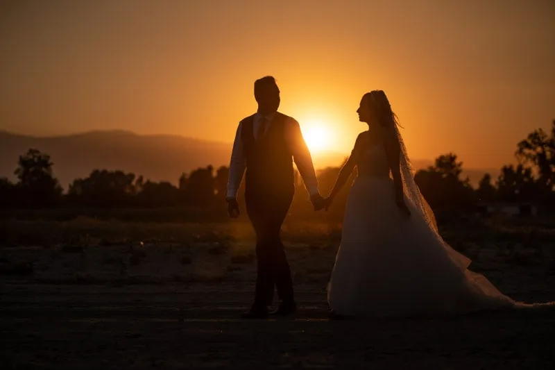 english speaking wedding photographer