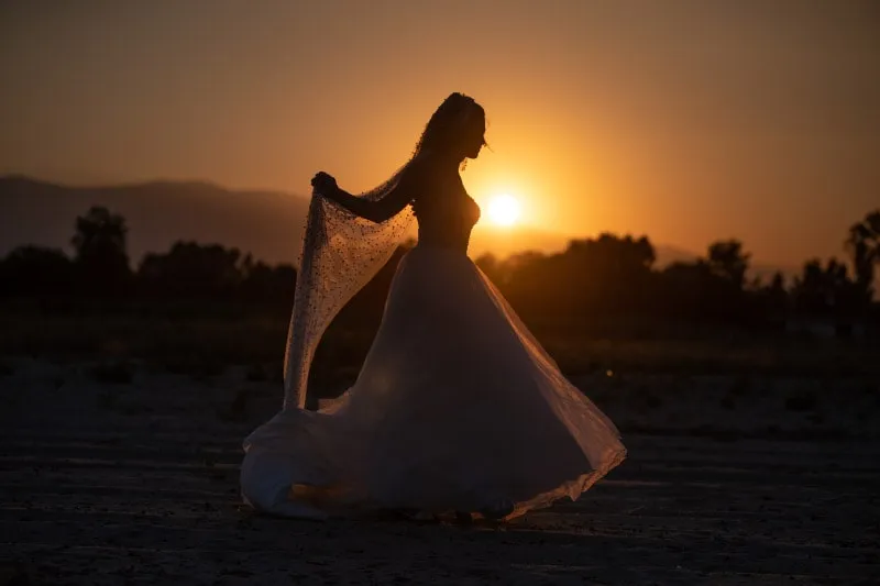 english speaking wedding photographer