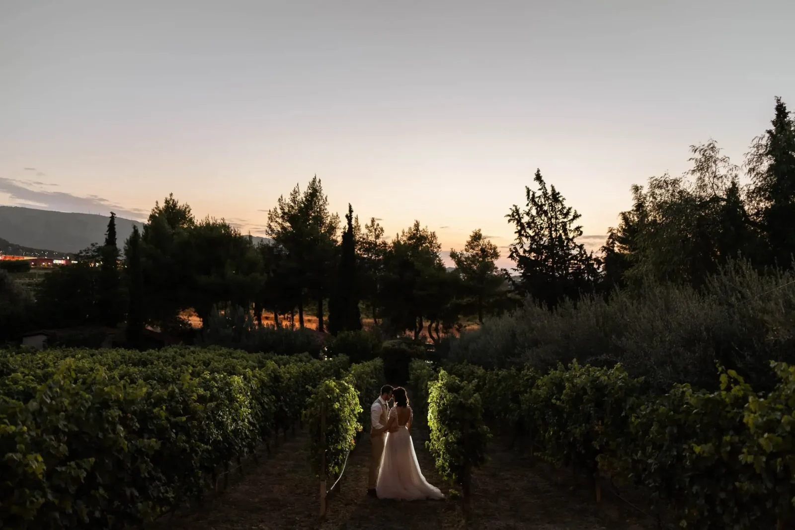 Santorini destination wedding photographer