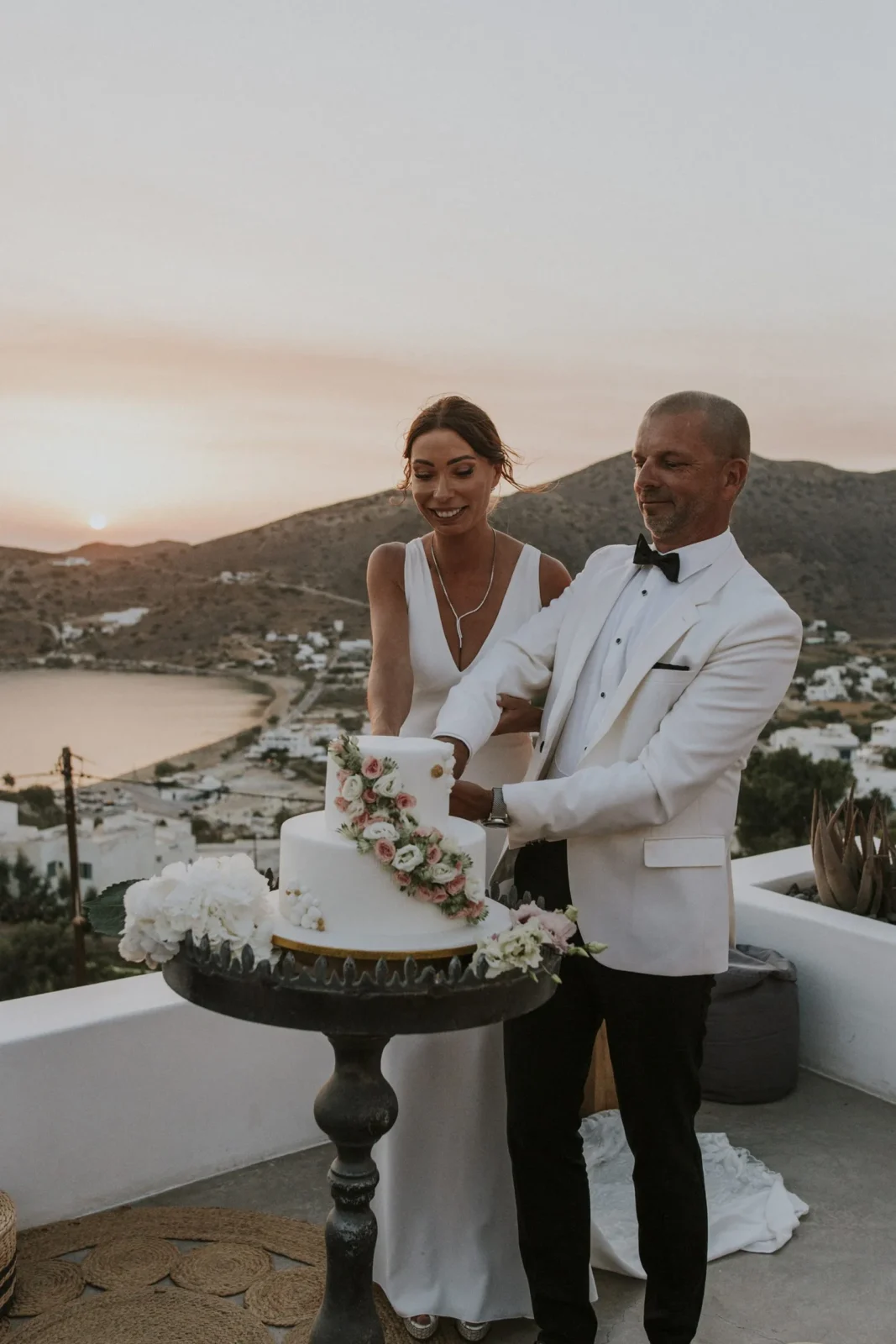 greece destination wedding photographer