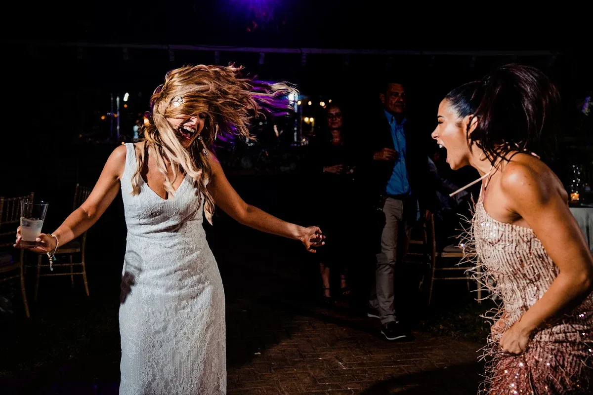documentary wedding photographer greece