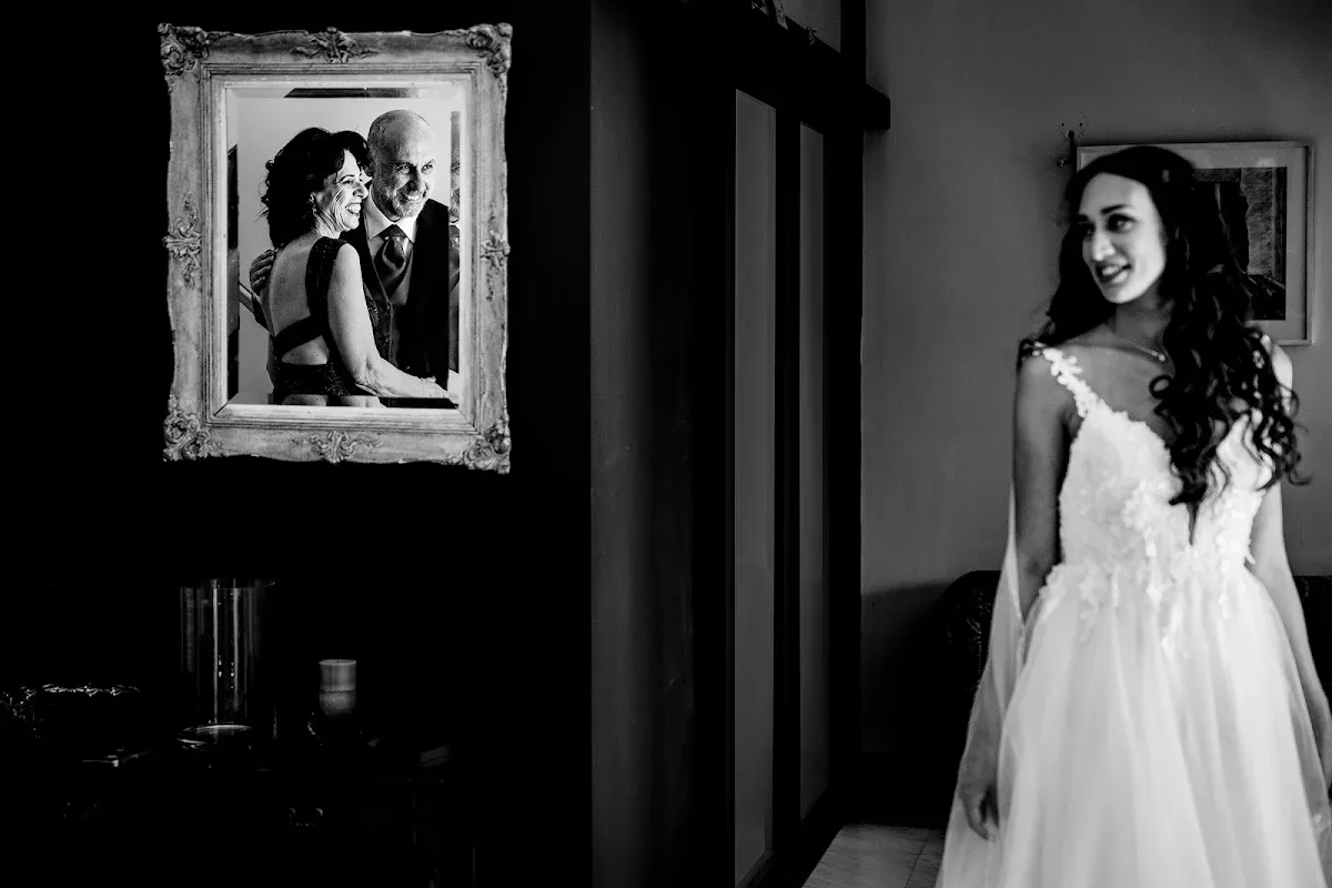 documentary wedding photographer greece