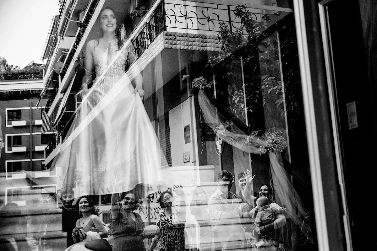documentary wedding photographer greece