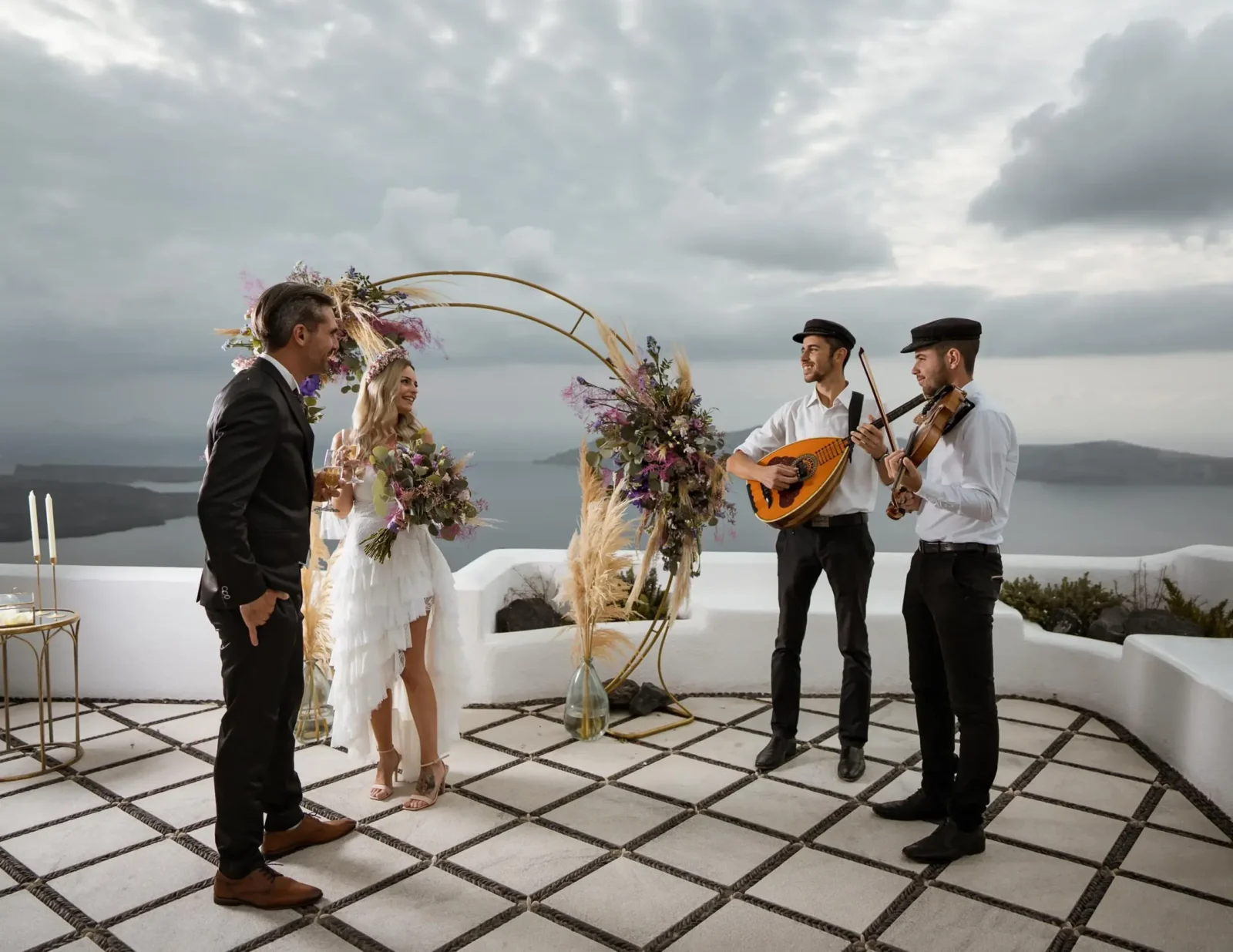 Santorini destination wedding photographer