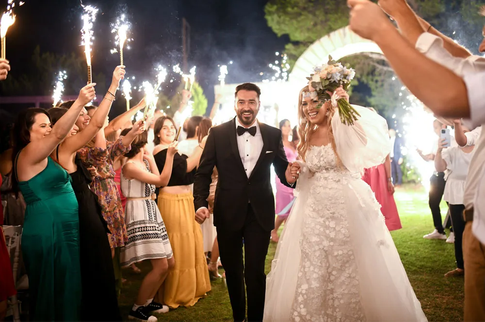 Santorini destination wedding photographer