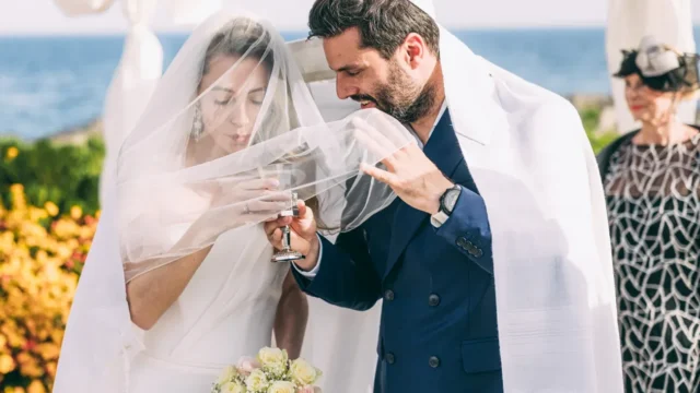 santorini candid wedding