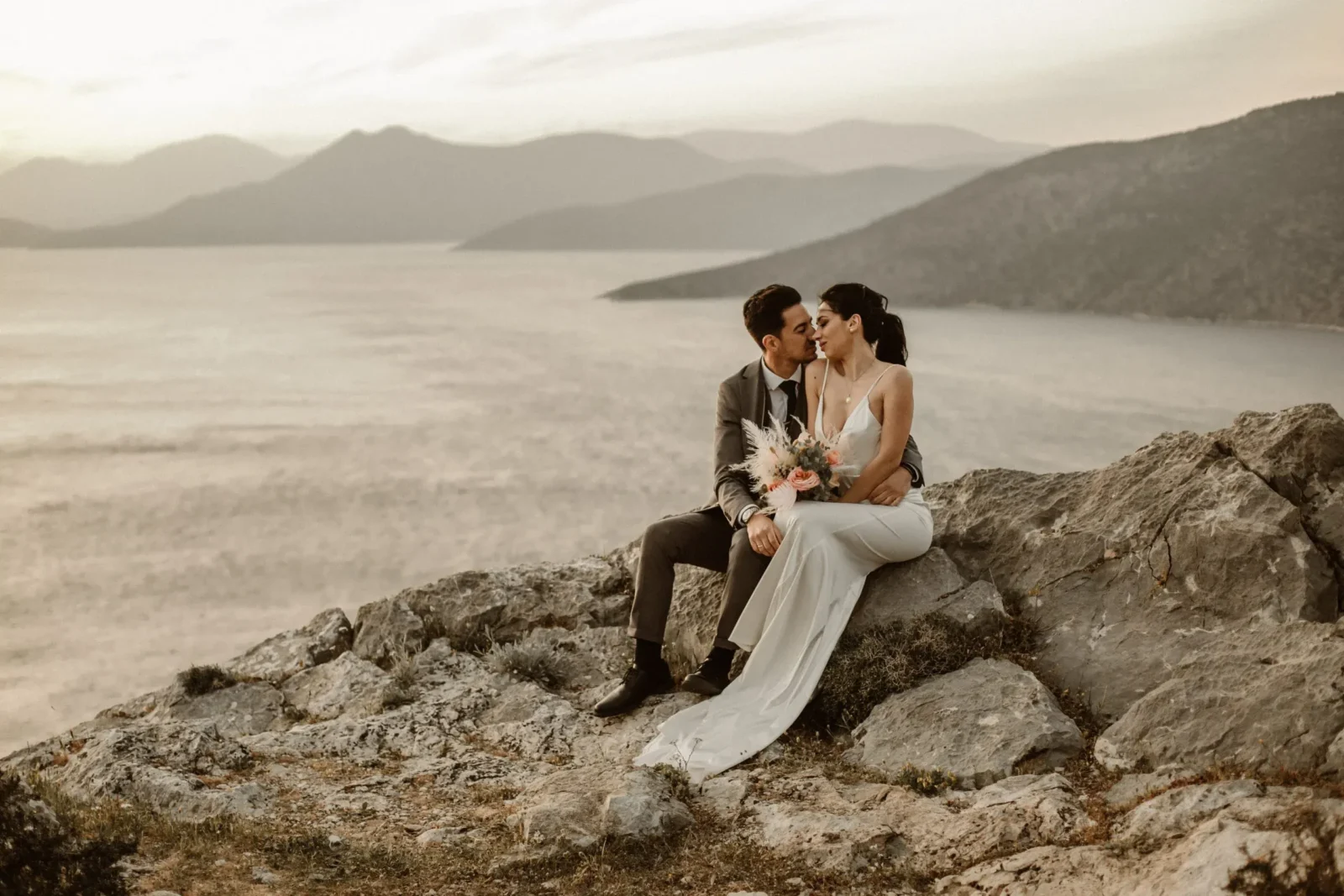 greek islands wedding photographer