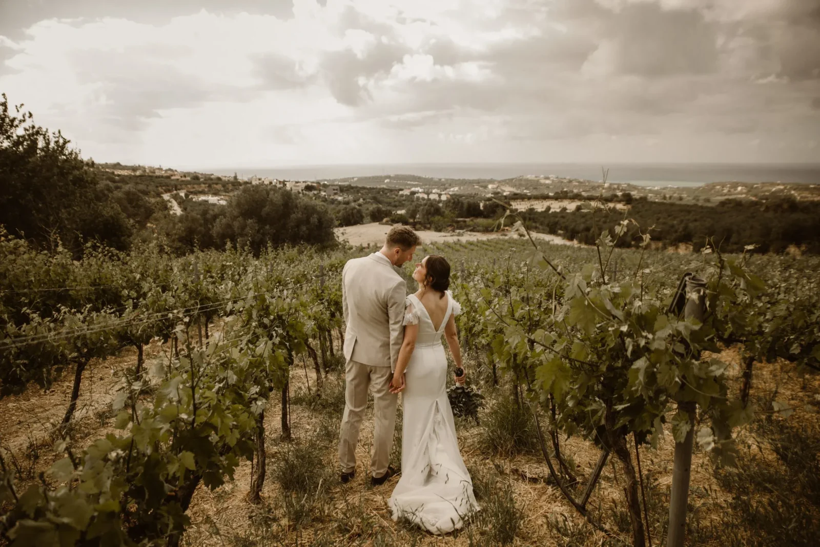 greek islands wedding photographer