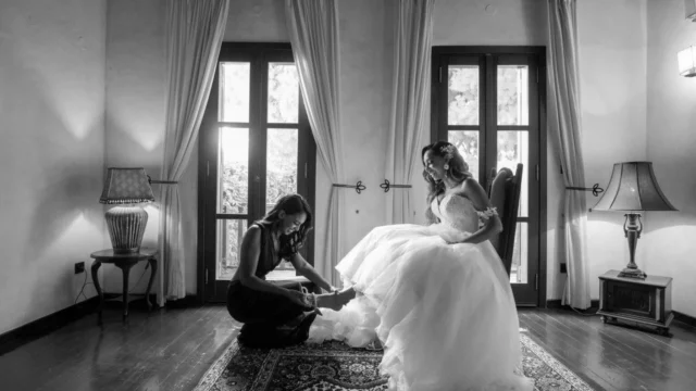 documentary wedding photographer greece